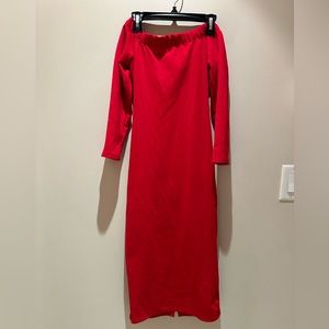 H&M - Off the shoulder red bodycon dress